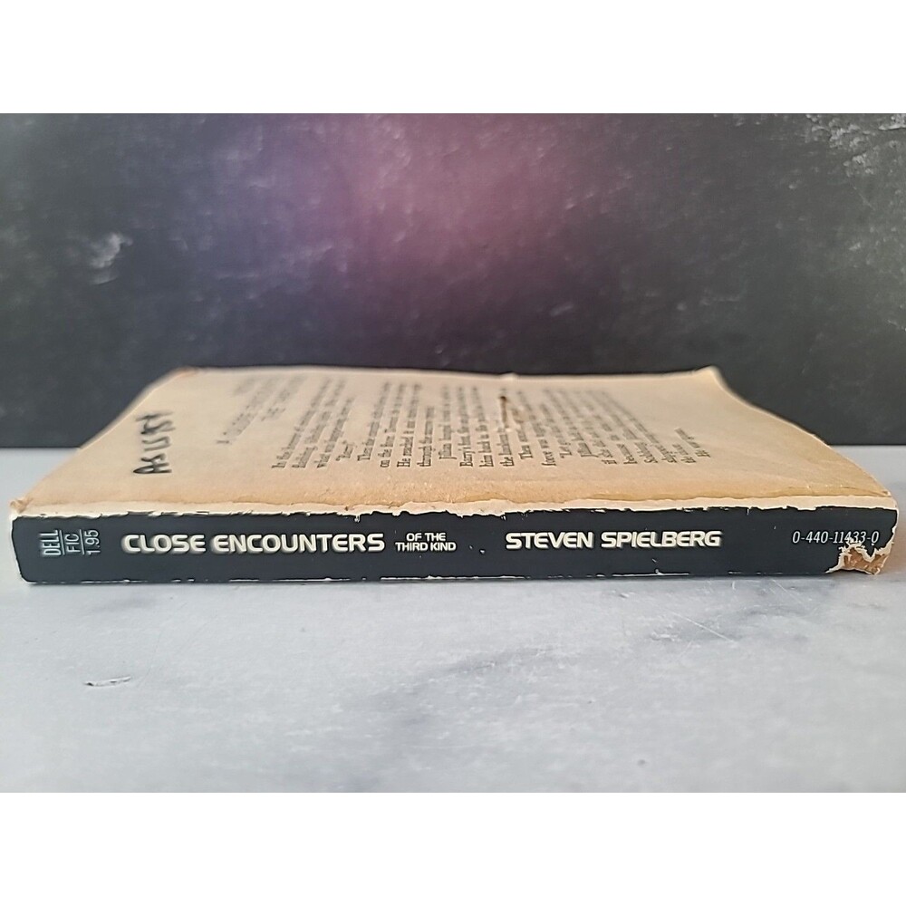 Close Encounters Of The Third Kind By Steven Spielberg Paperback